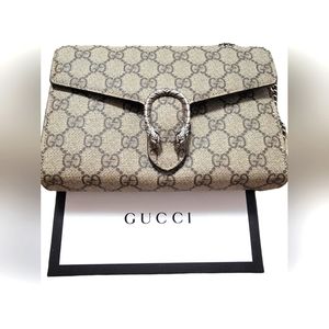 GUCCI DIONYSUS GG SUPREME CHAIN WALLET - beige and ebony